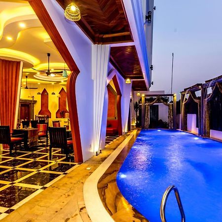 Отель Ambient Angkor Boutique Сиемрип Экстерьер фото